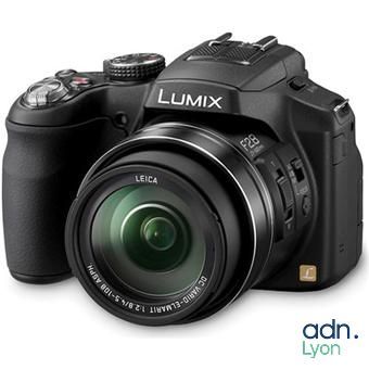 Appareil photo numérique Panasonic Lumix DX1 avec objectif 18-55 mm