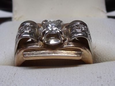 Bague « tank » en or de deux tons 18K, sertie d’un diamant d…