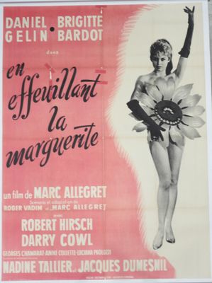 AFFICHE - « En effeuillant la marguerite ».