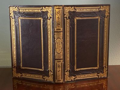 RELIURE ROMANTIQUE - KEEPSAKE - Album de la mode.