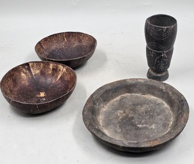 253 / B5 / Verre et coupelle de Sumba Indonésie.