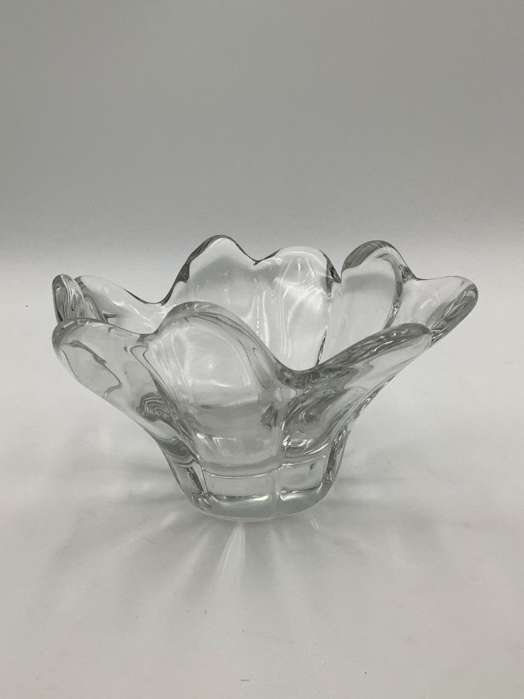 DAUM Vide poche en cristal Quelques impacts