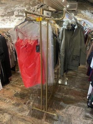 1 portant métallique cuivré double (Ref. 1 - situé au sous-s…