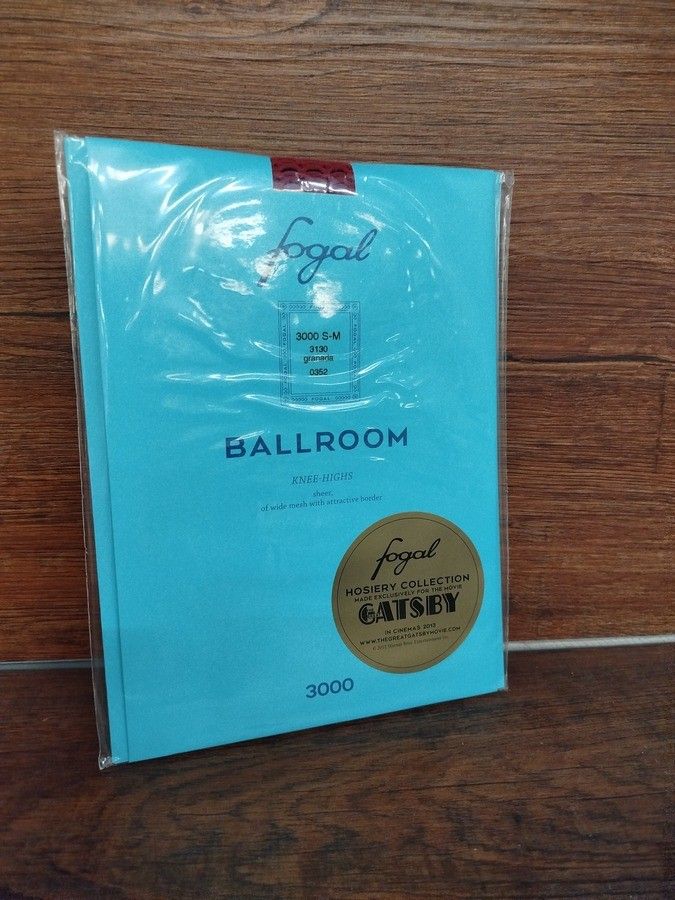 Lot de 62 paires de mi-bas de la marque FOGAL (produit de très haute qualité) - Modèle : BALLROOM - Couleur : granada...