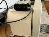 an image of a machine that is sitting on a table