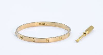 Bracelet « Love » Cartier en or jaune 18 carats avec vis