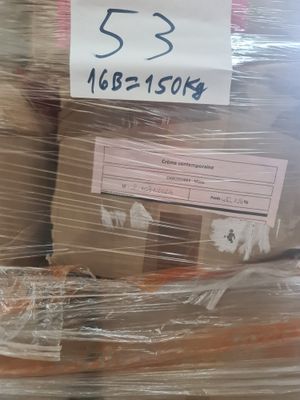 Palette de chaussures d'occasion – Environ 150 kg.