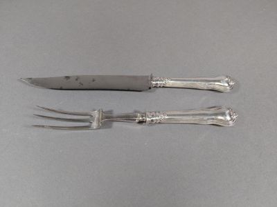 Couvert à découper à manches en argent et argent fourré, mod…