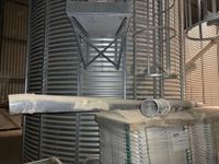 Silo d'intérieur de stockage (vide) (photo 3)