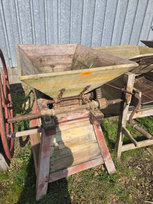 Moulin à pomme Mise à prix : 10€