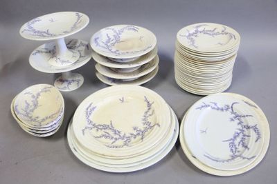 Partie de SERVICE de table en porcelaine anglaise de la manu…