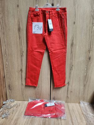 Lot de 2 pantalon femme, de la marque 1.2.3, taille 40, coloris rouge,