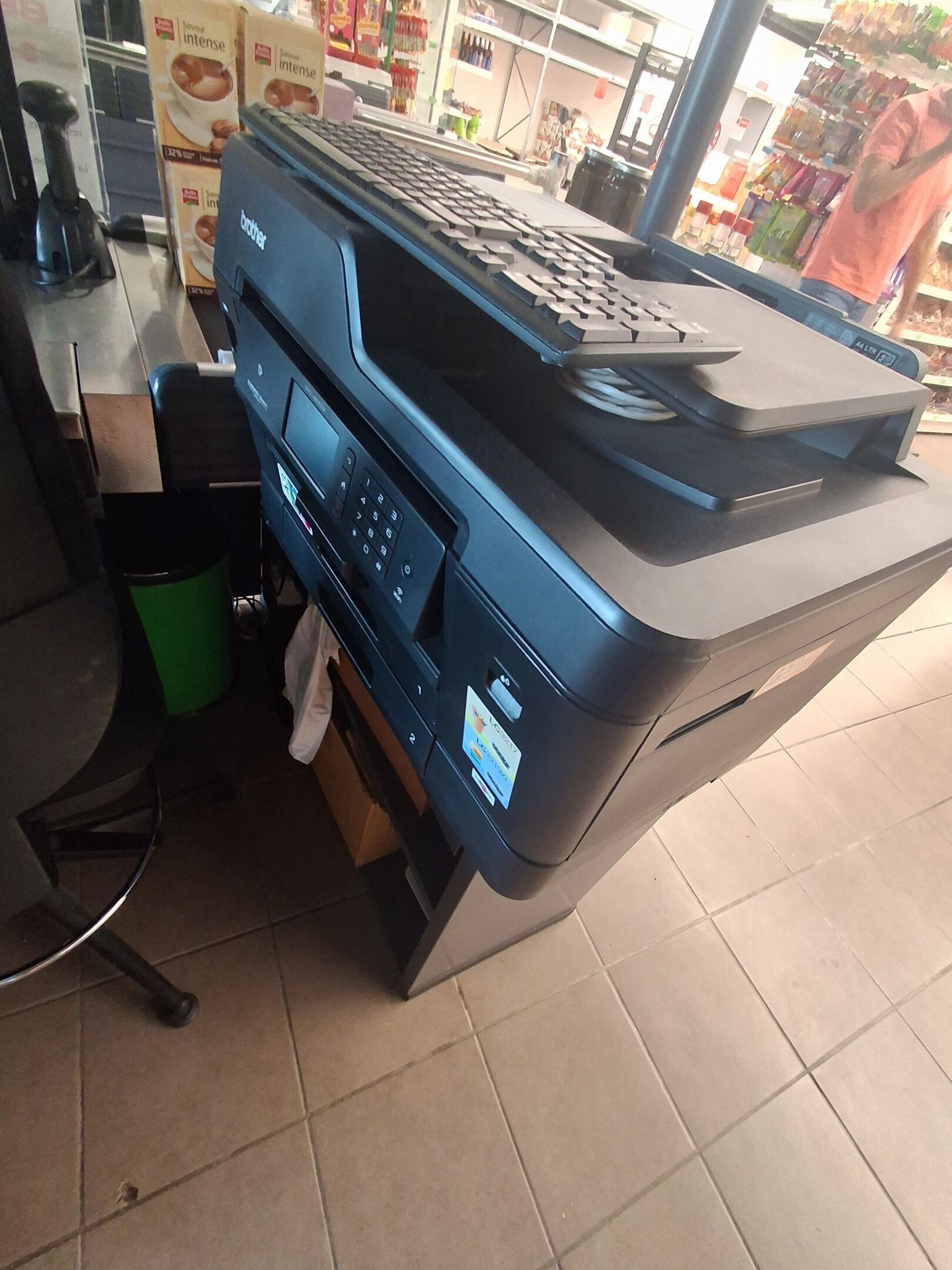 Imprimante BROTHER modèle MPC J6930DW