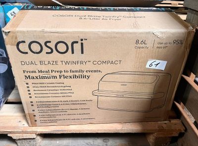 un carton posé sur une palette