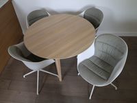 BO Concept - Quatre fauteuils en métal et plastique blanc, l… (photo 2)