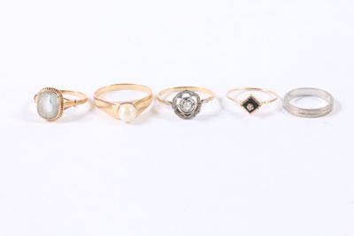 a set of five rings with different shapes and sizes