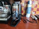a coffee maker and a blender sitting on a kitchen counter