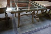 table en rotin avec plateau en verre - H : 74 cm - L : 105 c… (photo 2)