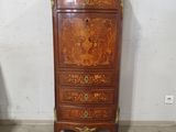 paire de commodes françaises de style Louis XV en marqueterie