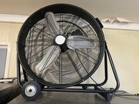 L73 - CASTELNAU D'ESTREFONDS - 3 ventilateurs de marque TARR…