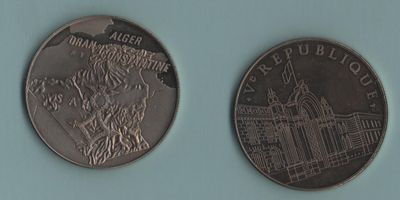 2 pièces commémoratives anniversaire de l'Euro gravure en re…