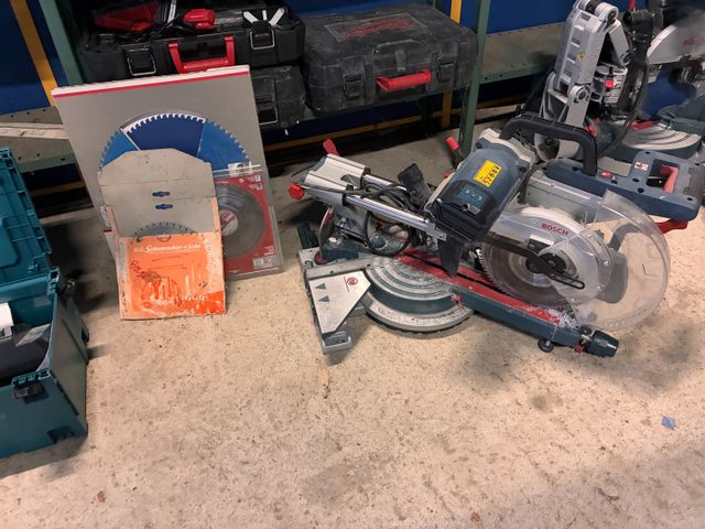 Scie circulaire pendulaire BOSCH GCM350-254