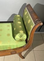 Banquette de milieu en bois sculpté de fleurs aux naturelles… (photo 2)