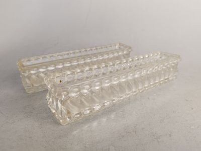 BACCARAT. Paire de petites jardinières, partie de surtout ou… - Photo 1