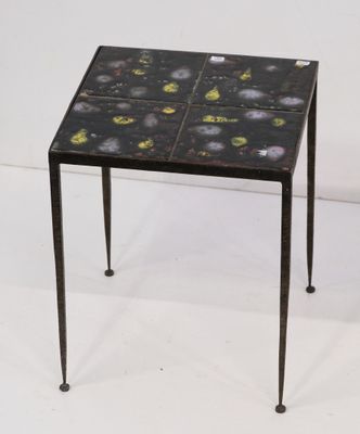 an image of a small table with a black and yellow design on it