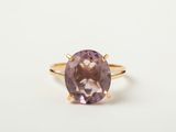 the oval amethorate ring in yellow gold