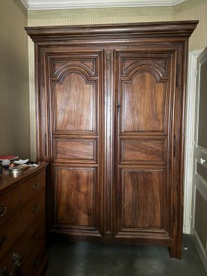 Armoire Hauteur 240 cm Largeur 154 cm