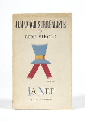 un livre sur lequel est posé un chapeau