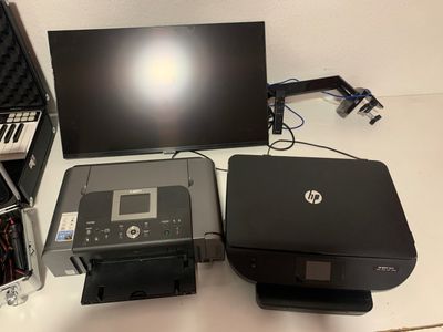 Lot with 2 HP CANON Printers SAMSUNG Screen on artic