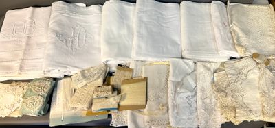 many different types of laces on a table