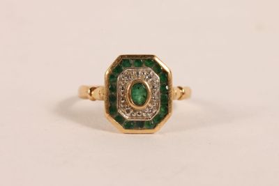 Bague en or jaune 750 ‰ de forme rectangle à pans coupés ser… - Photo 1