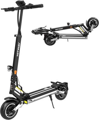 un gros plan d'un scooter avec des roues qui y sont fixées