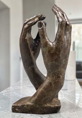 Auguste Rodin (1840-1917), d'après - La Cathédrale. - Photo 1