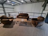 1 mobilier de salon de slyle "club" en tissu façon cuir comp…