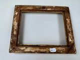 a picture of a picture frame on the wall