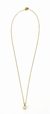 gros plan d'un collier sur fond blanc