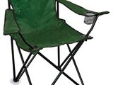 une image représentant une chaise pliante verte avec un dossier en filet