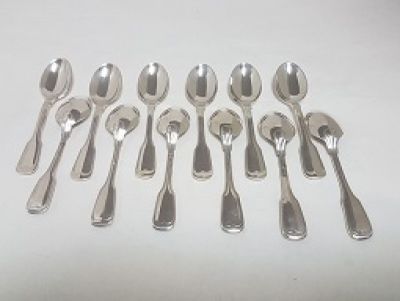 12 cuillères moka en argent massif 1er titre poinçon Minerve…