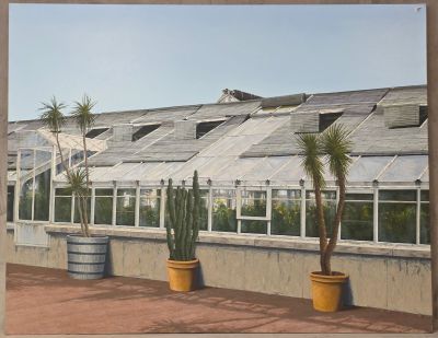 une peinture représentant une serre avec des plantes en pot devant
