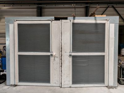 Cabine sablage 6x3m. VENDU EN L'ETAT, SANS GARANTIES.
