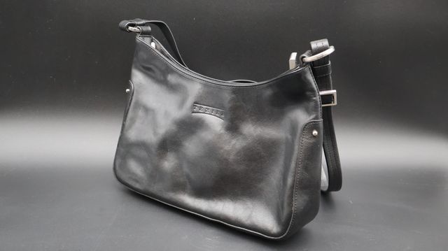 TEXIER – Sac en cuir noir. Bon état