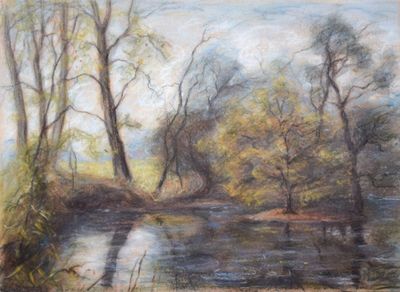 tableau représentant une rivière dans un cadre boisé, avec des arbres au premier plan