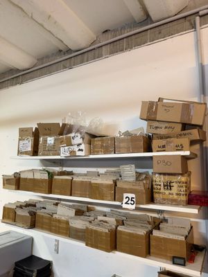 Un lot de clichés de marquage en magnésium