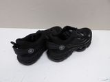 nike air more uptemp triple black / black
