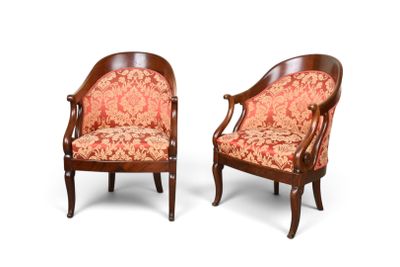 paire de chaises antiques avec rembourrage floral rembourrage rembourrage rembourrage rembourrage rembourrage rembourrage rembourrage rembourrage
