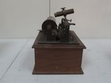 a small machine that is sitting on top of a table